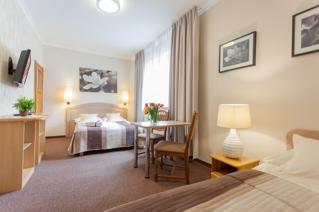 Villa Anna Gdansk - Noclegi Rooms - Free Parking מראה חיצוני תמונה